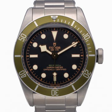 <strong>pre-owned tudor black bay harrods special edition 79230g</strong></h1><div class="BnrSubtitle">order ONLINE OR get the best shopping experience in london, uk</div>