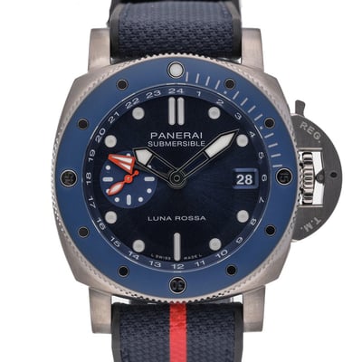 PANERAI SUBMERSIBLE GMT LUNA ROSSA TITANIO