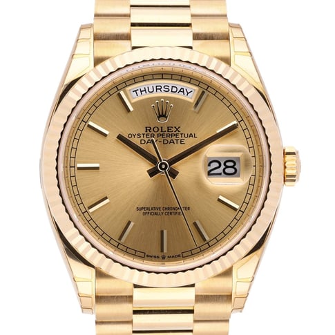 Gold Watch: Timeless Luxury 