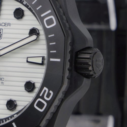 TAG Heuer Aquaracer Professional 200