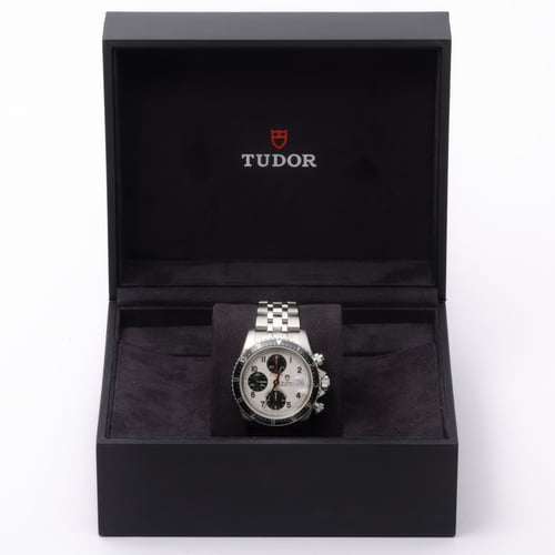 TUDOR TIGER PRINCE DATE