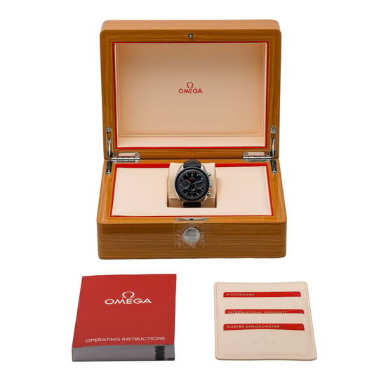OMEGA SPEEDMASTER 304.33.44.52.03.001