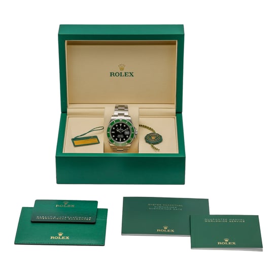 ROLEX SUBMARINER 126610LV