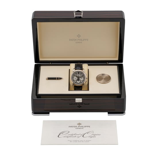 PATEK PHILIPPE PERPETUAL CALENDAR 5270G-001