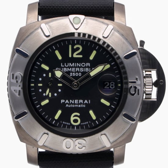 PANERAI LUMINOR SUBMERSIBLE PAM00194