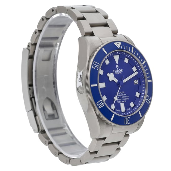 TUDOR PELAGOS 25600TB