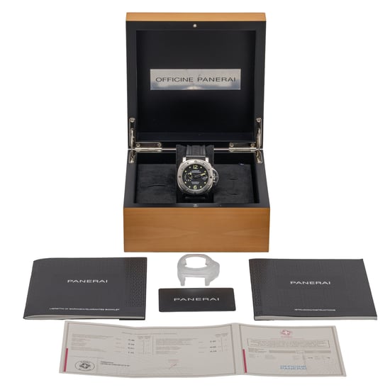 PANERAI LUMINOR SUBMERSIBLE PAM01024