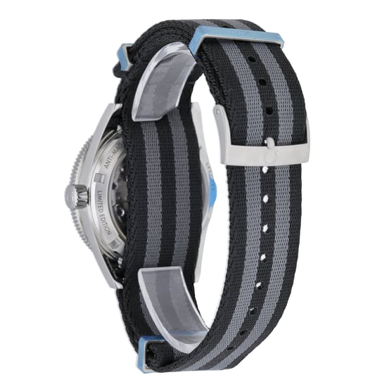 OMEGA SEAMASTER 300 233.32.41.21.01.001