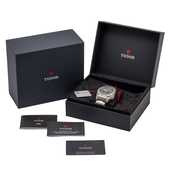 TUDOR BLACK BAY PO1 70150